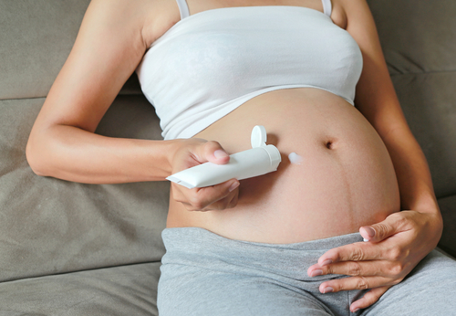 Kosmetička radí: jak pečovat o pokožku v těhotenství? 